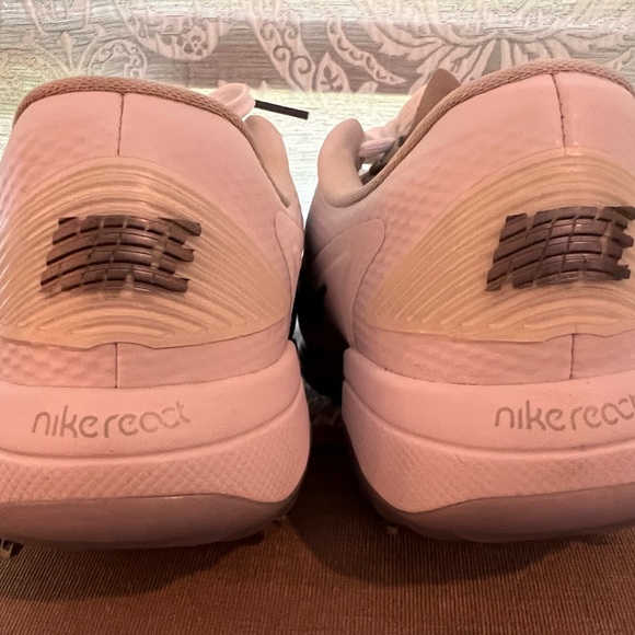 Nike Vapor React Metallic White Golf Shoes/Cleats - Picture 7 of 9